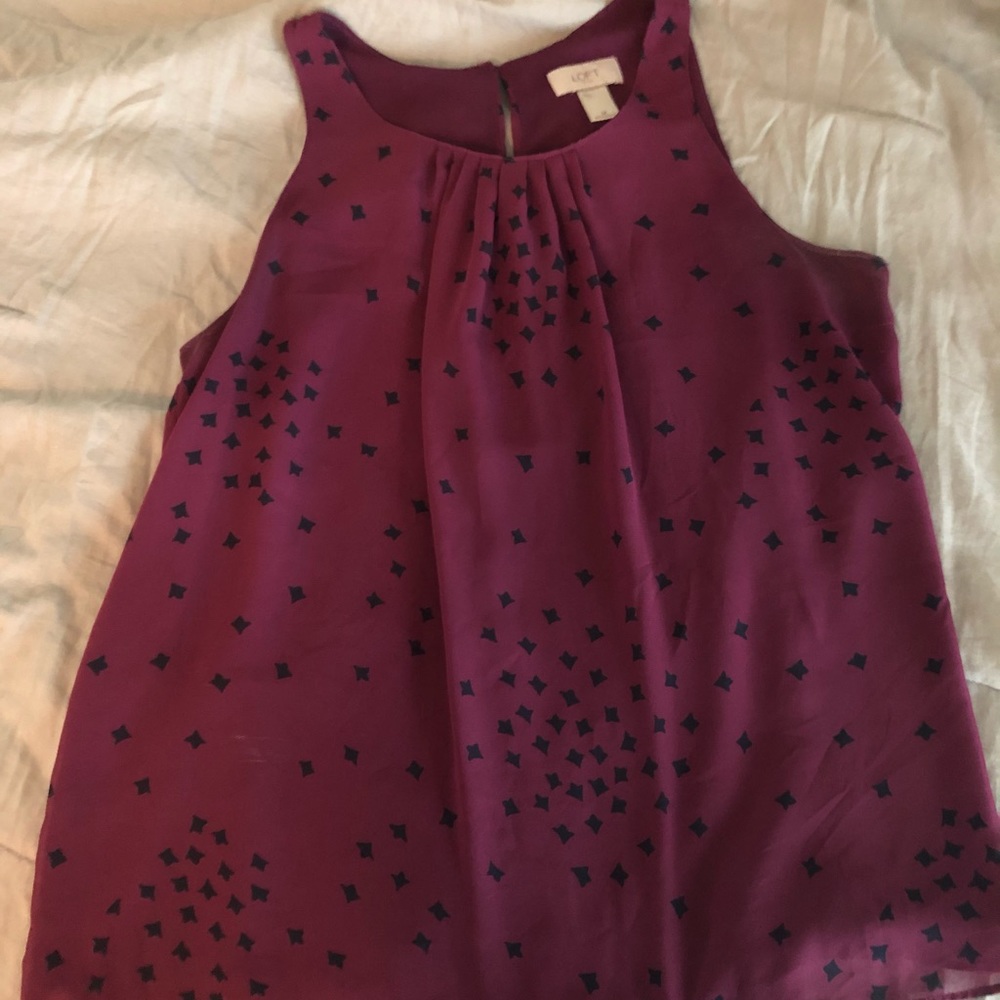 Sleeveless blouse
